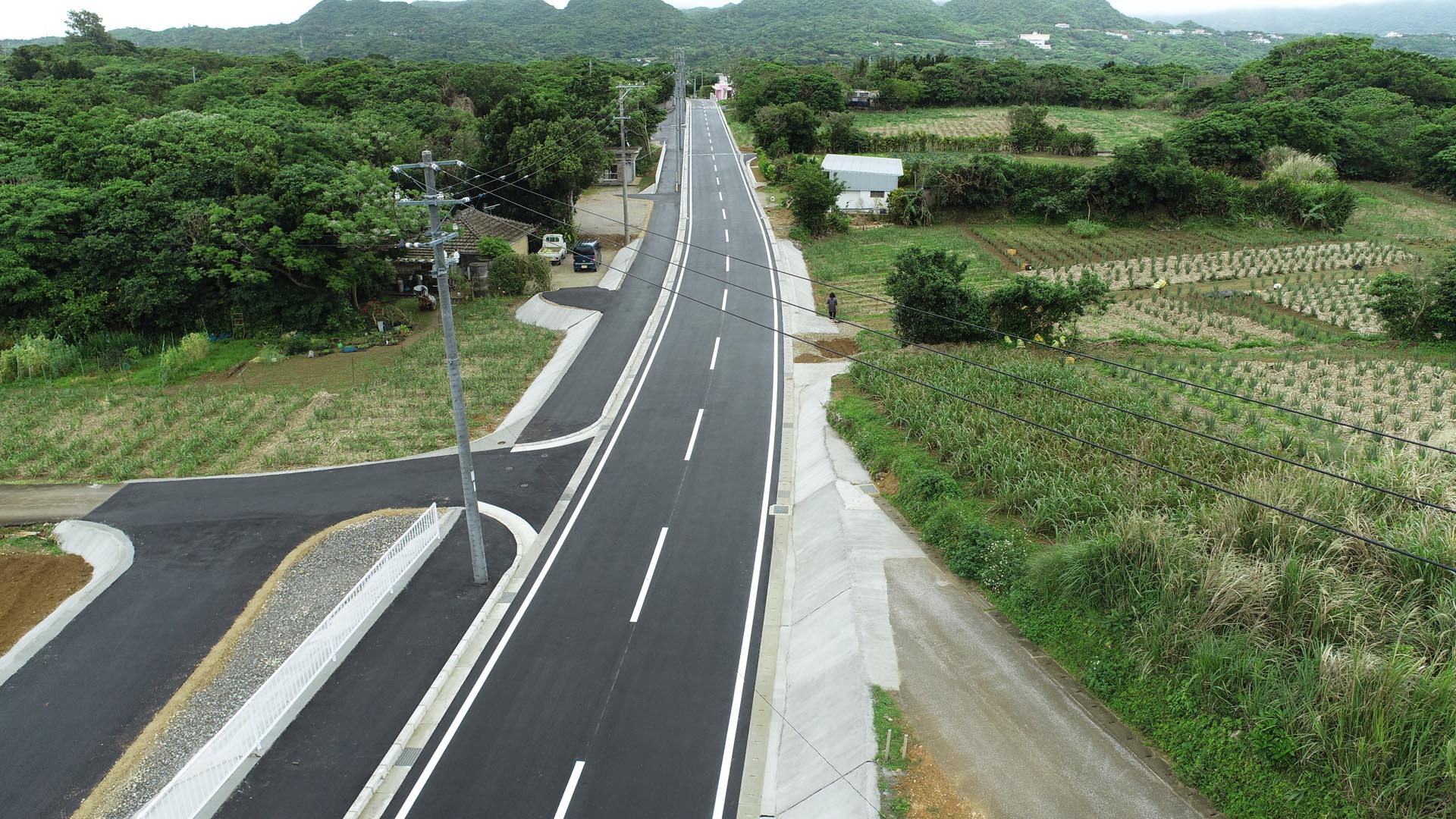 石川謝花線道路改良工事